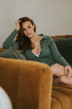 Charger l'image dans la galerie, Cardigan côtelé / vert de gris