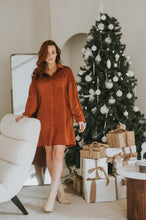 Charger l'image dans la galerie, Chemisier long en satin / rouille