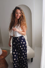 Charger l'image dans la galerie, Pantalon Daisy / marine
