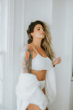 Charger l'image dans la galerie, Cardigan en fausse fourrure